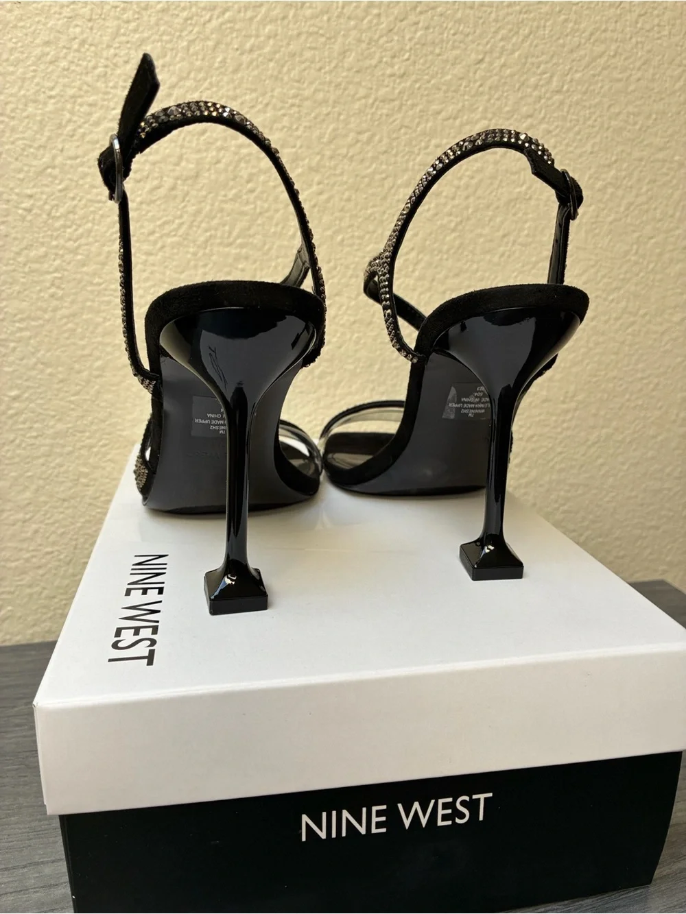 Nine West elegant black